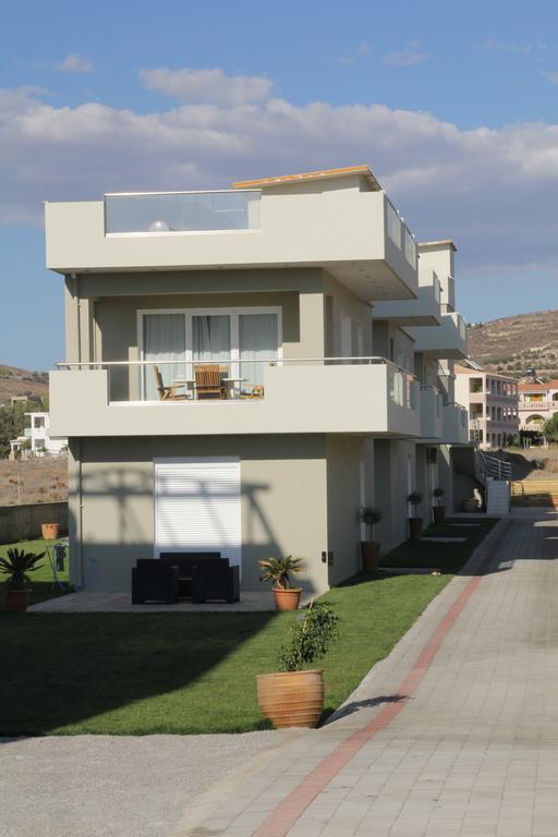 Holiday Luxury Villas Kalamaki  Bagian luar foto